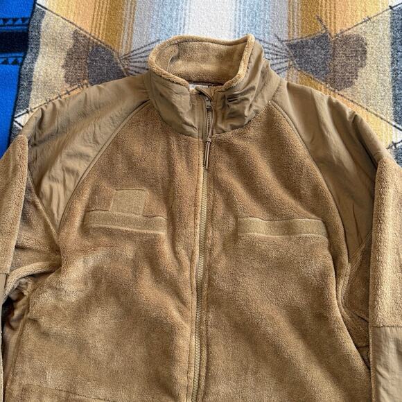 US Military Gen III Cold Weather Fleece Jacket Coyote Brown Large Regular - Picture 4 of 9